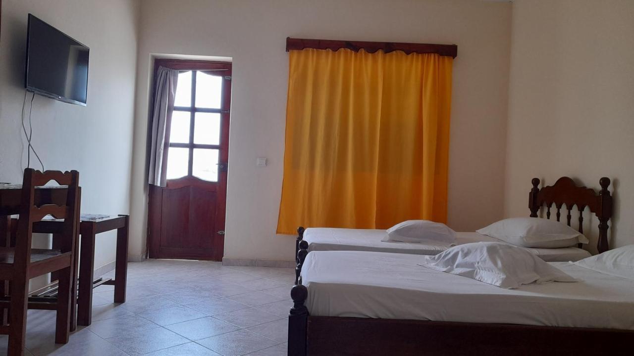 Bed and Breakfast Residencial Rosa Criola Sal Rei Exterior foto